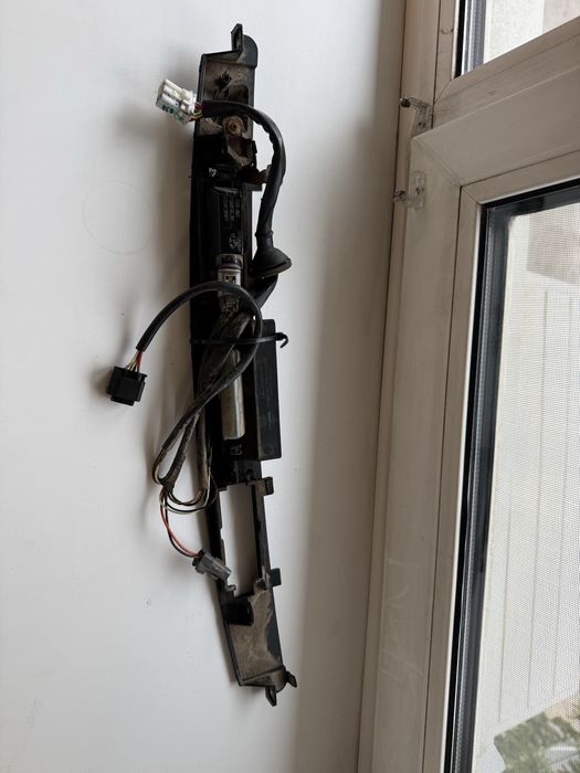 Накладка планка кнопка кришки багажника хюндай іх35