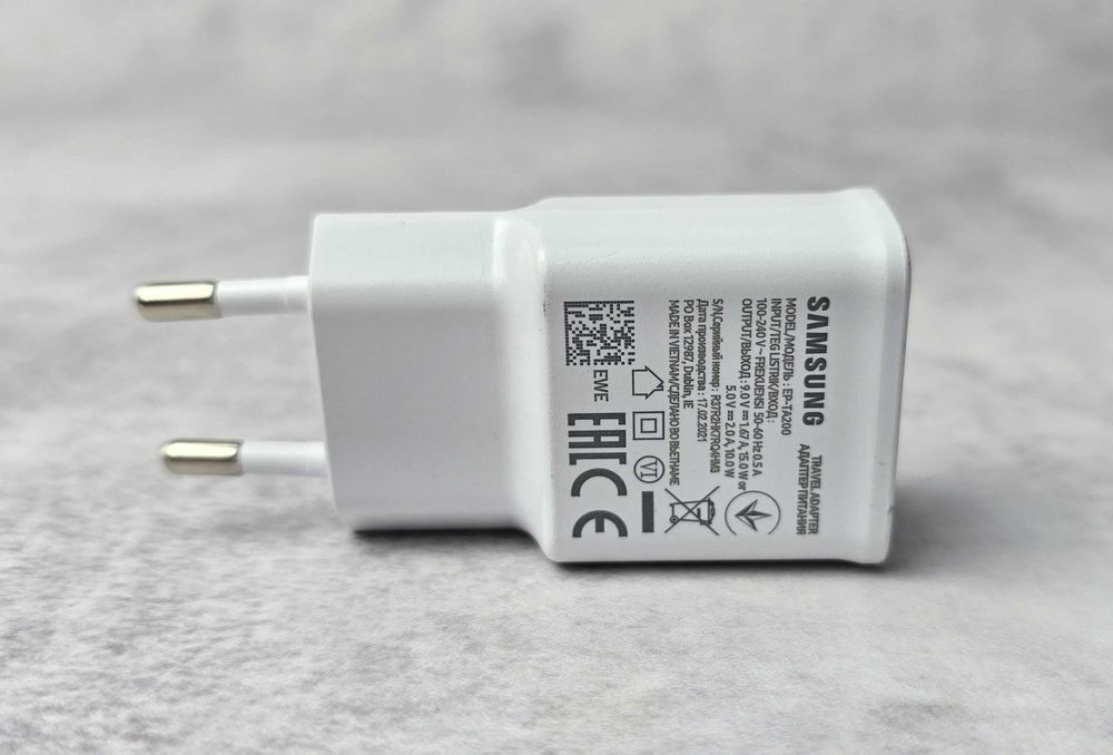 Мережевий зарядний пристрій Samsung 10-15W(9V, 1.67A) original б/в
