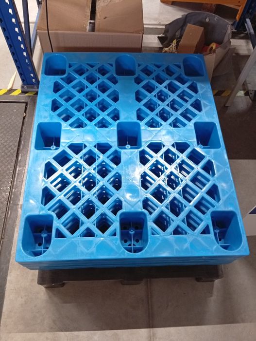 Sprzedam palety z tworzywa
