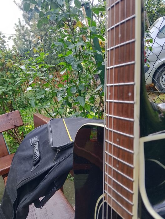 Gitara elektroakustyczna