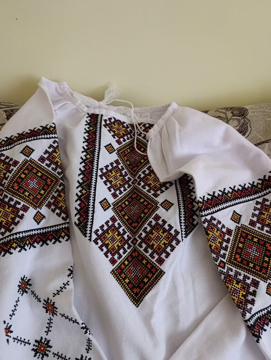 сорочка вишита s/m розмір 42,44,46