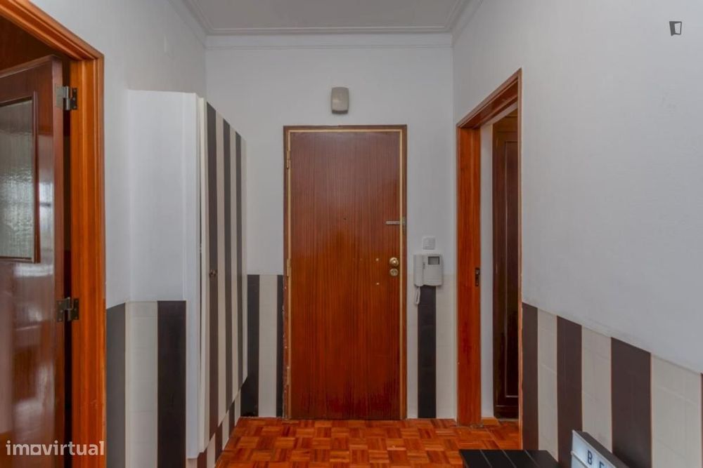 Apartamento com 4 quartos - localizado em Alvalade Lisbon