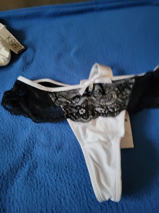 Sprzedam majtki koronkowe