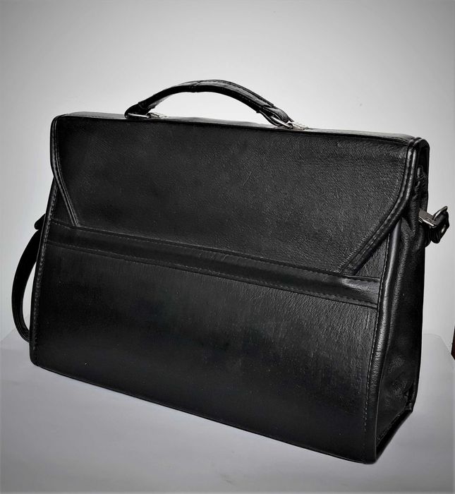 Сумка-портфель жіноча, чорного кольору, класична, Kiko