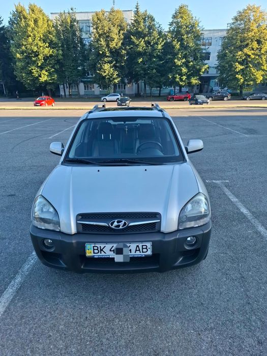 Tucson 2.7 бензин + газ