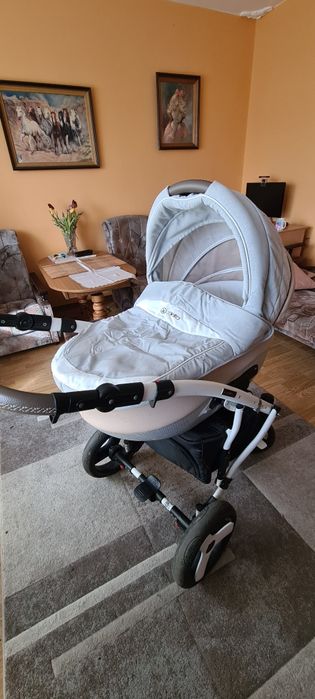 Sprzedam wózek dla dziecka