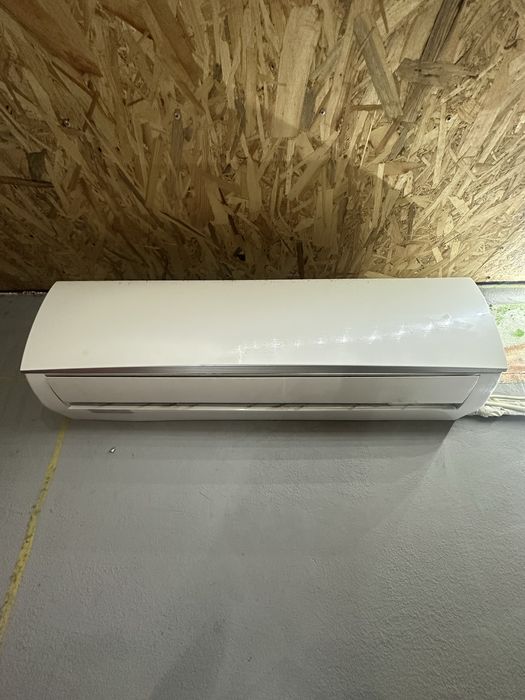 Продам кондиціонер Dekker CRYSTAL INVERTER DSH265R/CRI