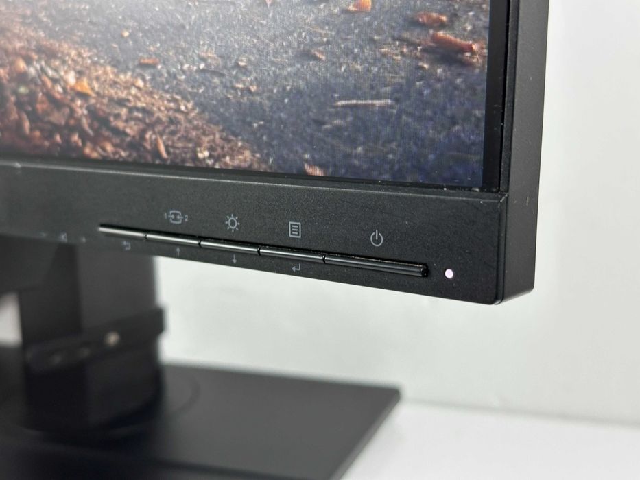 Mistrzowski Monitor Lenovo ThinkCentre Tio24 G4 FHD Głośniki Kamera + Zasilacz