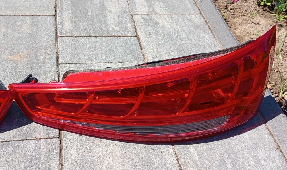 Lampy tył AUDI Q3