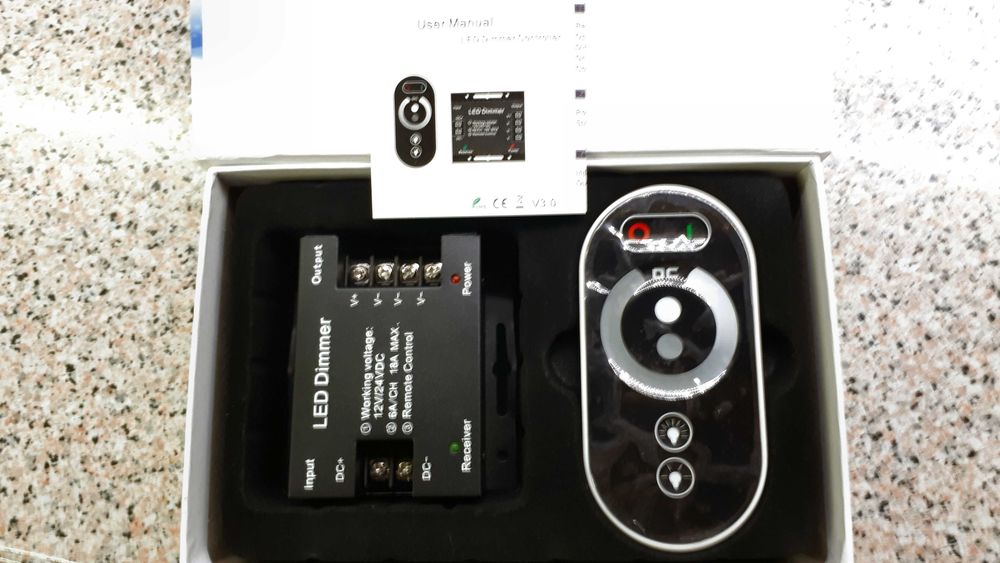 Controlador para fitas LED