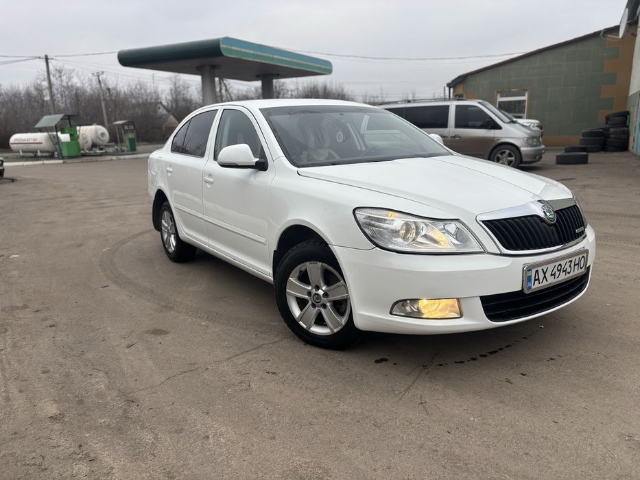 Продам Шкоду А5 2011год