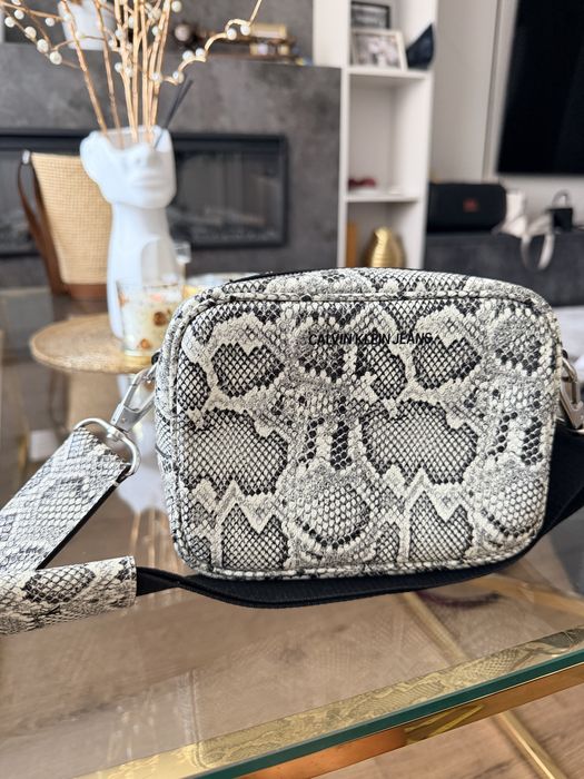 Сумка Calvin Klein Camera Bag
