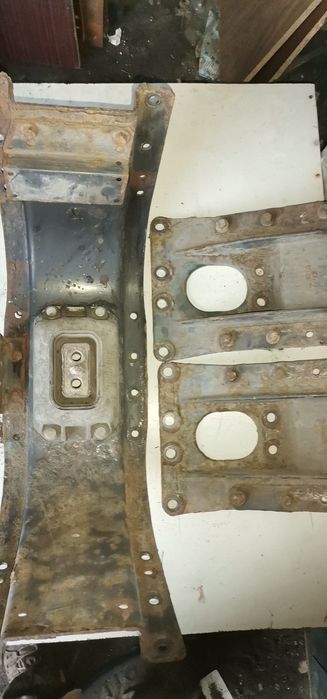 Траверса Двигателя Reno Magnum e3 e2