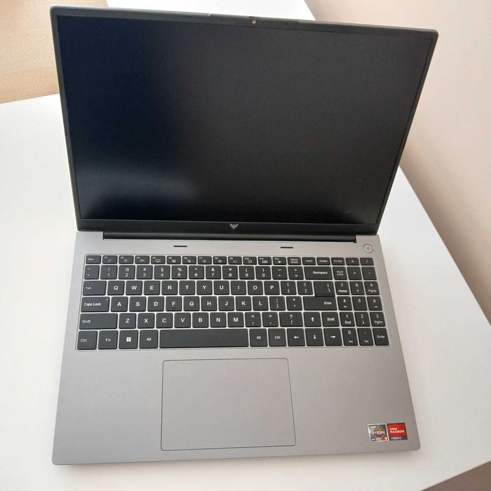 Laptop 16"/ R9 6900hx / AMD 680m / LPDDR5 16gb / W11 PRO