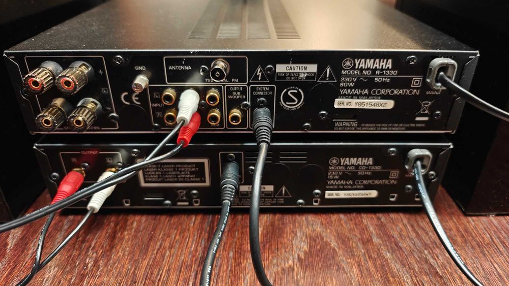 YAMAHA Pianocraft Mini System HiFi Audiofilski MCS-1330 BT Czarna