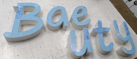 Готові вивіски - об`ємні світлові літери по собівартості