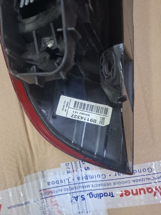 2 Farolins  tras opel corsa C 3 portas ano 2006