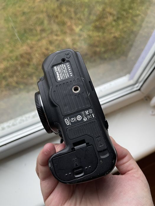 Nikon D300 в гарному стані