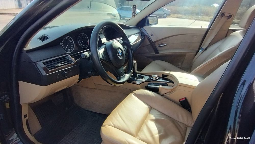 BMW seria 5  530d 235KM