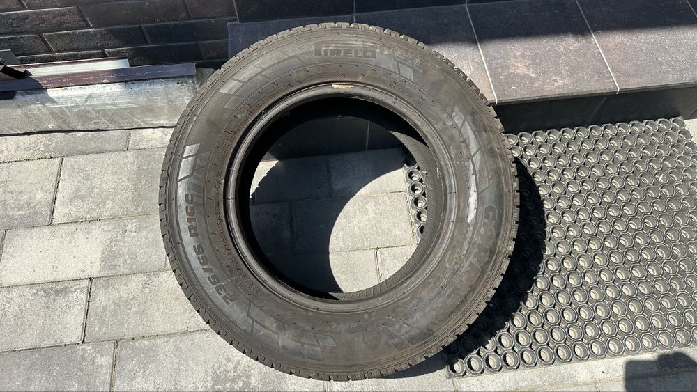 Резина Pirelli carrier 235/65 R16C