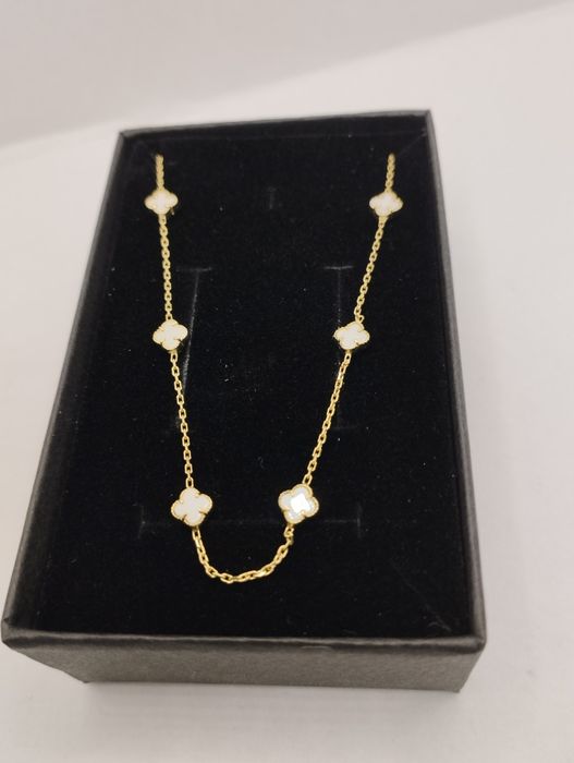 Złota celebrytka białe koniczynki, złoto 585 długość 42-45 cm