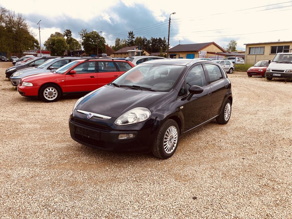 sprzedam ładne punto evo rok 2010 poj 1,4 5drzwi klima przeb 164tyś