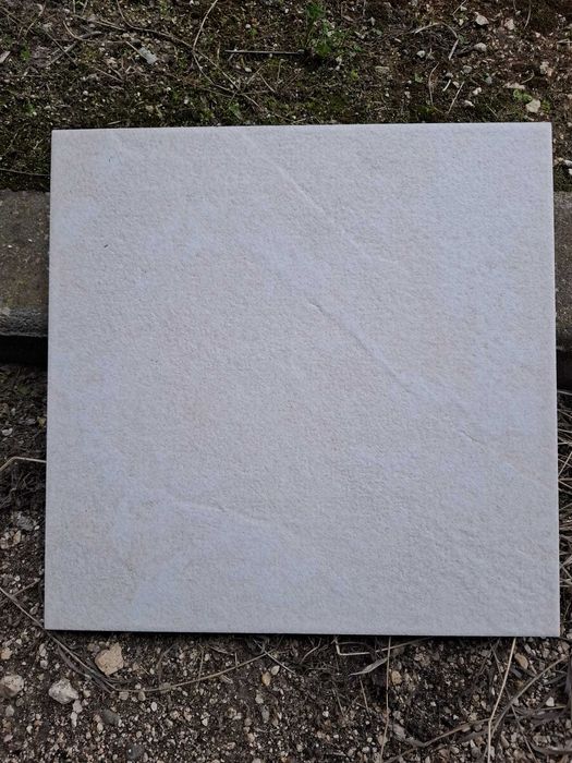 Azulejos Quadrado Creme RECER 33x33 cm – 36 m² Disponíveis