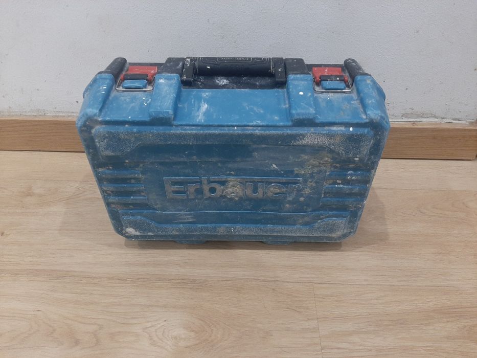 Mala caixa rectificadora rebarbaradora