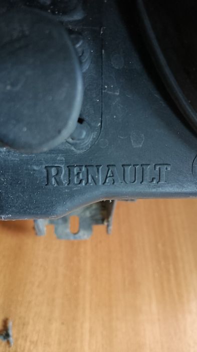 Ótica Renault Scenic farol esq. Óptica 1998
