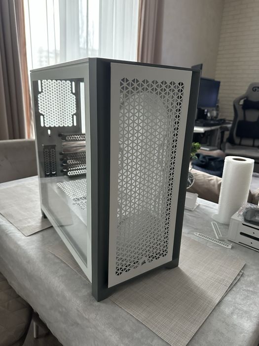 Корпус Corsair 4000D Airflow White
