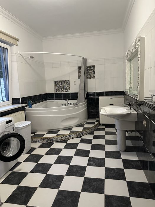 Сдам посуточно или помесячно дом  -12стФонтана в закрытом кооперативе.