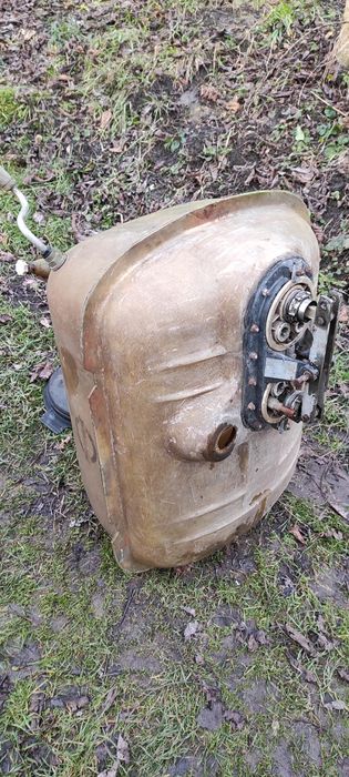 Opryskiwacz 100 litrów