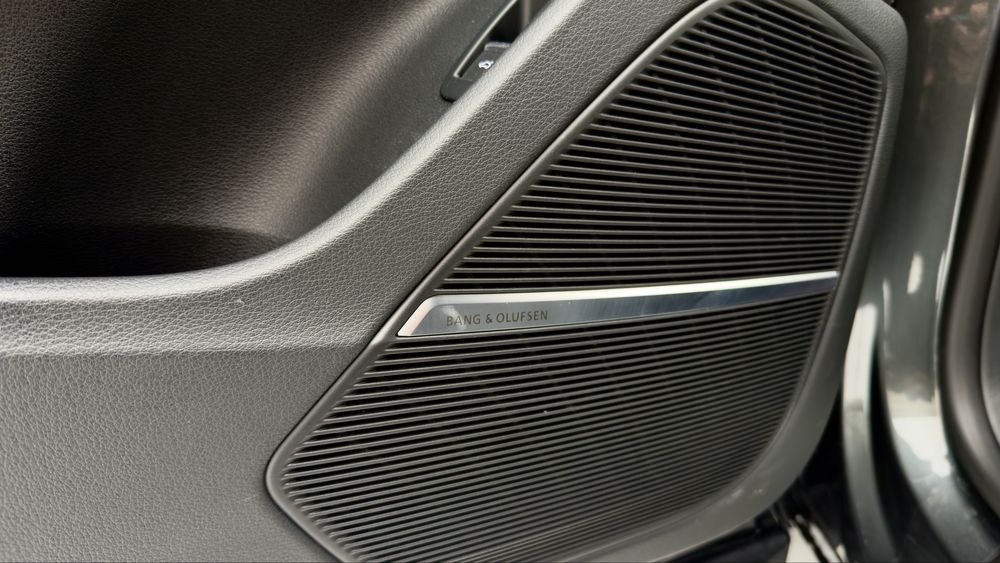 Audi rs q8 2020 офіціїна