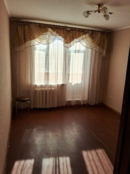 Продам двокімнатну квартиру