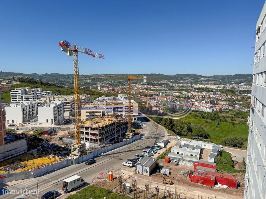 Apartamento T3 em Loures (LXLR042)