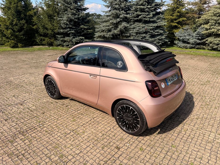 Fiat 500e Cabrio duża bateria 44KWH bezwypadkowy
