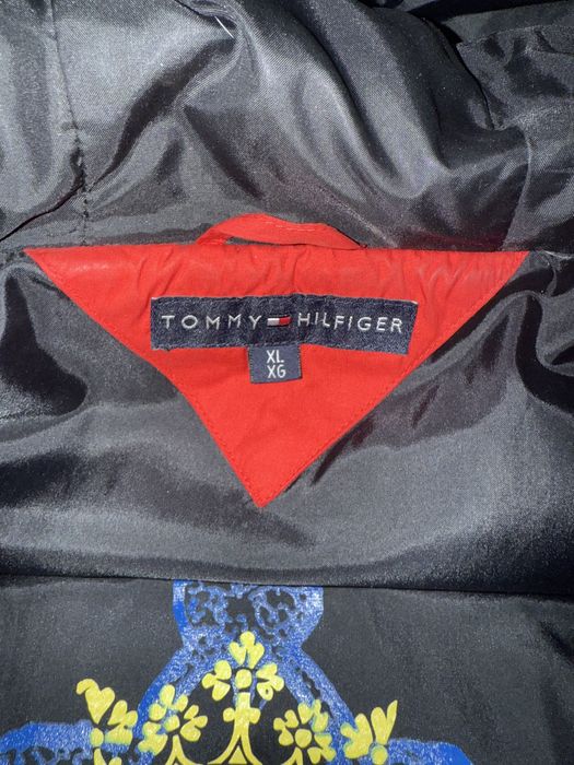 Зимня куртка - пуховик