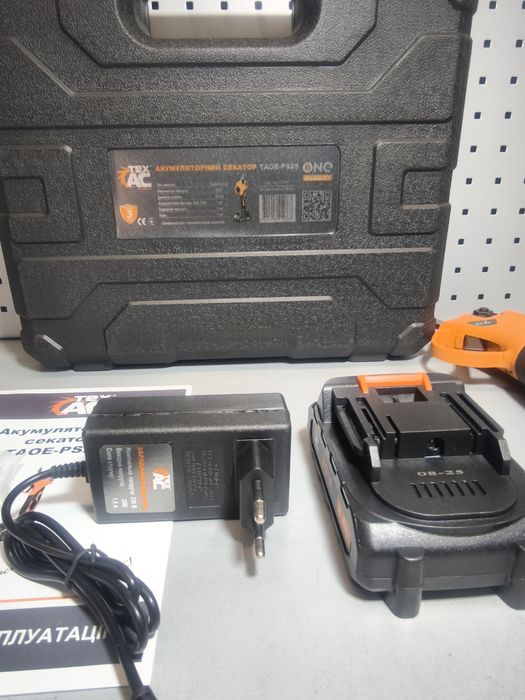 Акумуляторний секатор ТехАС TAOE-PS25: 1 390 грн. - Электроинструмент ...