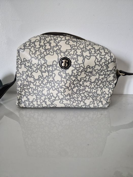 Mala Tous  a tiracolo Kaos