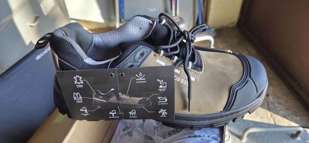 Buty nowe robocze stalco perfect