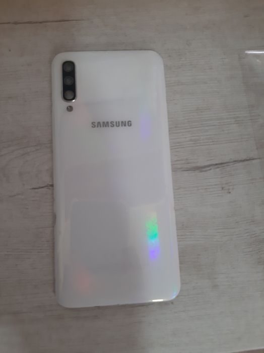 Samsung galaxy a50