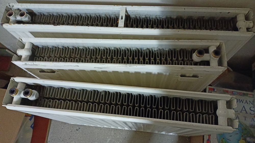 Kaloryfer, grzejnik szer 80/60 cm