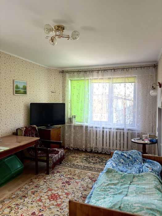 Продаж 3-кімнатної квартири