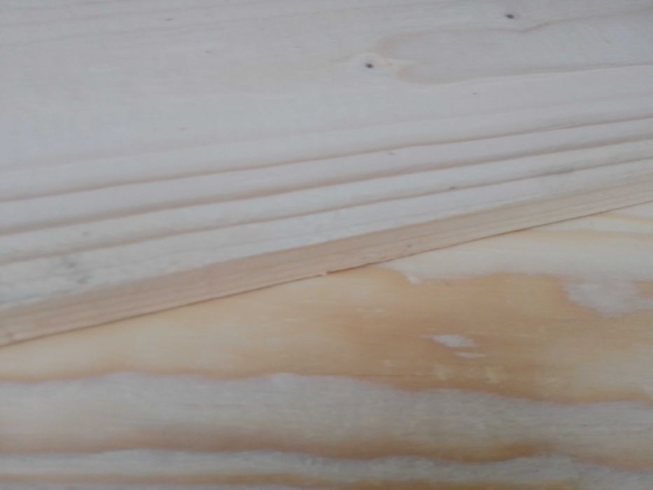 Deska heblowana świerk o szer. 12 cm