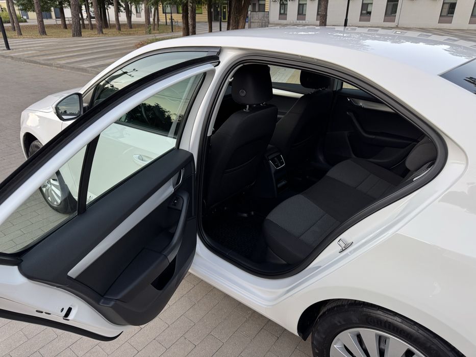 Skoda Octavia 2014 VIN TMBAJ2NE1FB006114 фото оголошення 21 з 24
