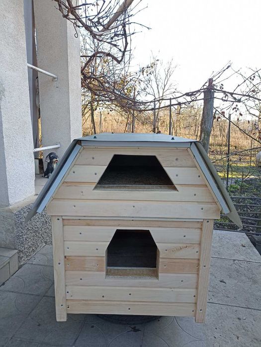 Собача будка з SIP панелей