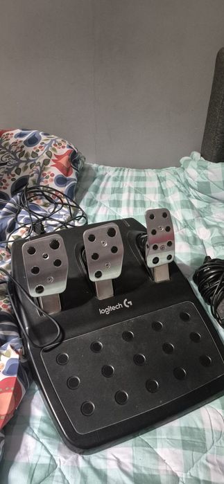 Kierownica logitech g29