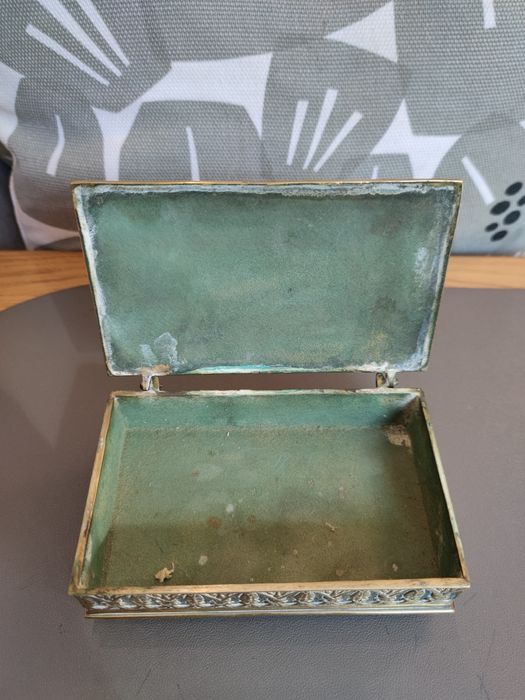 Szkatułka z brązu Francja