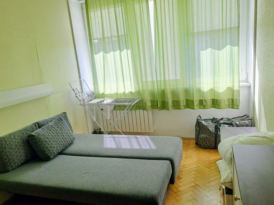 sPokój do wynajęcia 185m od stacji metra