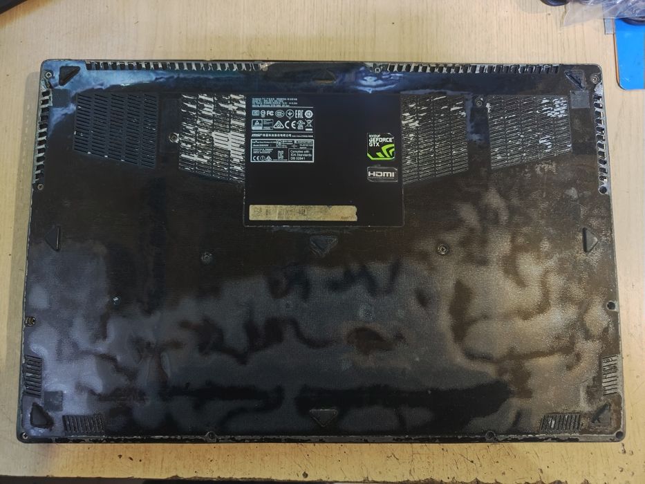 Ігровий MSI GS63VR під відновлення